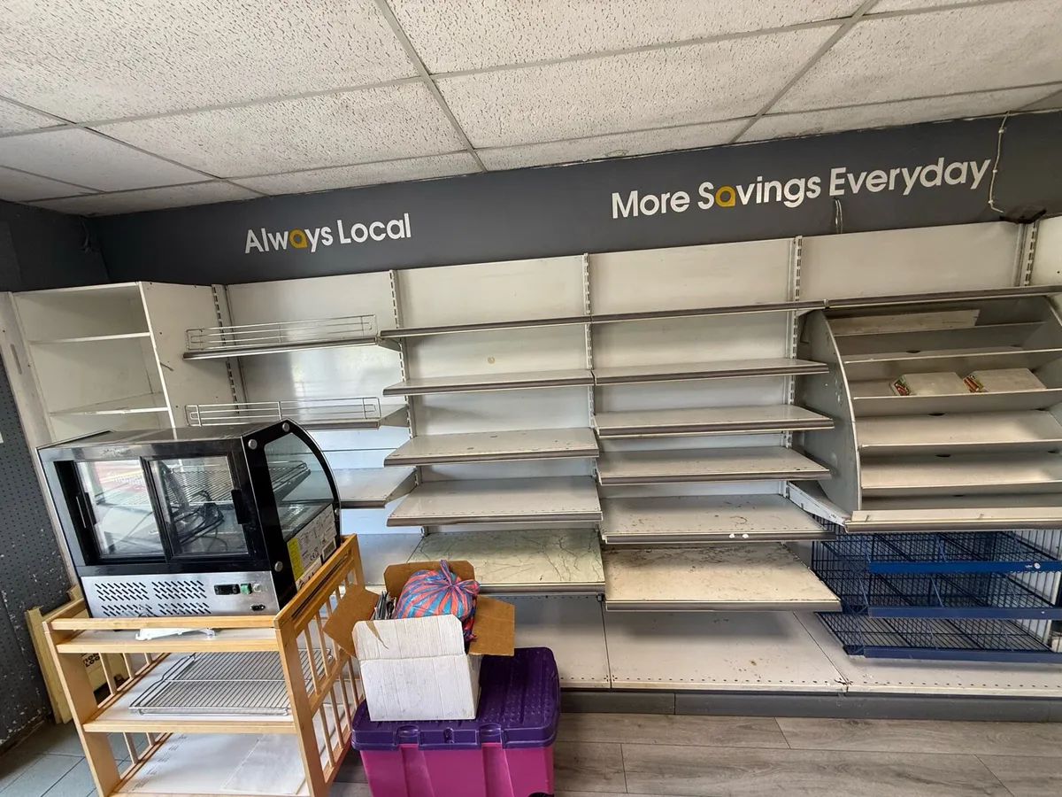 Shop shelving - Image 4