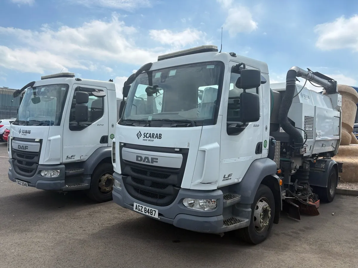 2016 Daf LF220 Scarab Road Sweeper 15 Tonnes - Image 2