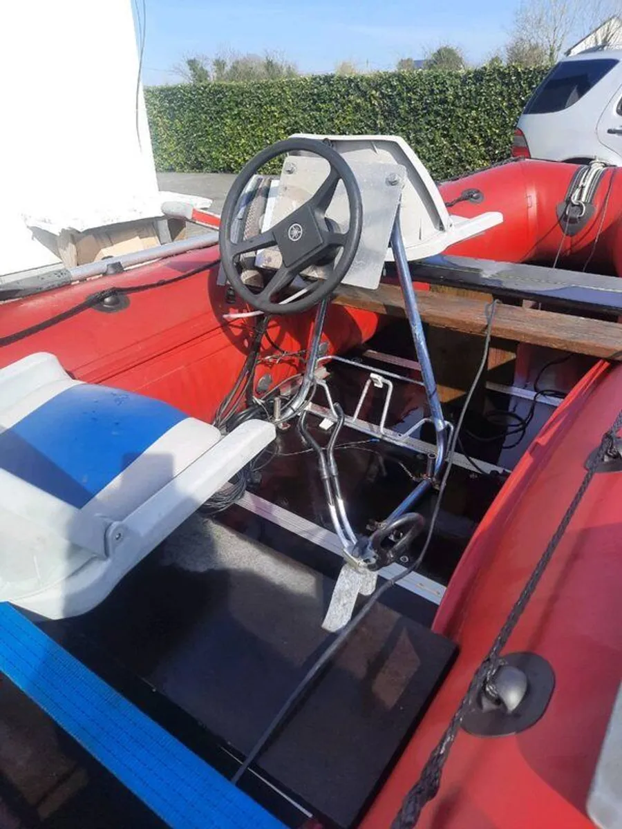 4.2m Kolibri boat and 15hp honda - Image 4