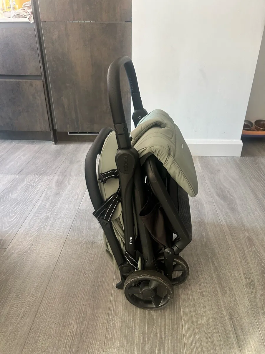 Zummi Eden Compact Stroller - Image 2