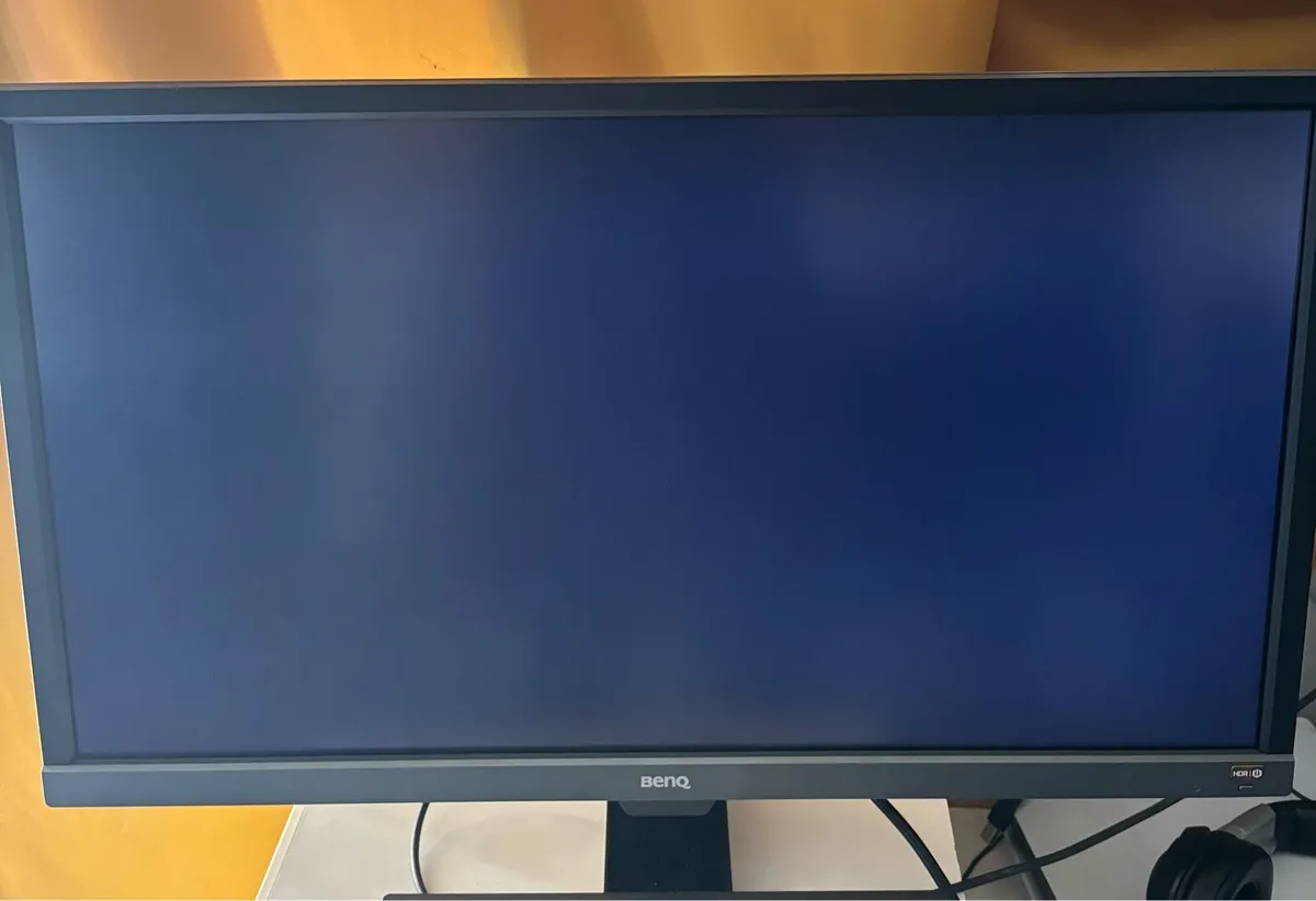 4K 60 Hz BENQ Monitor - Image 2