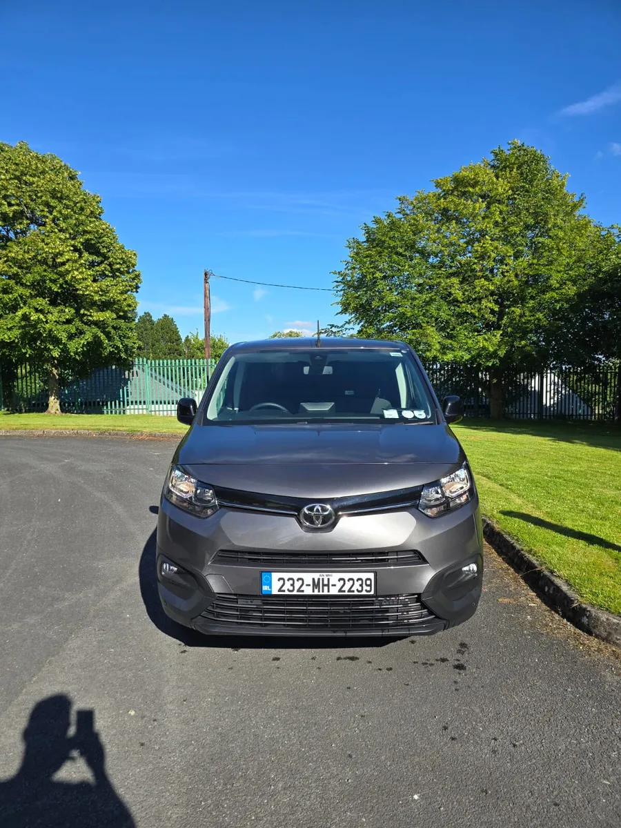 Toyota Proace 2023 ( DOE and TAX ) - Image 2