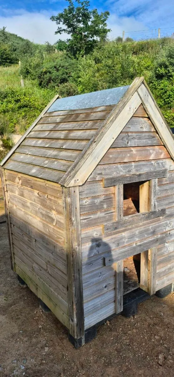Dog houses - Image 3
