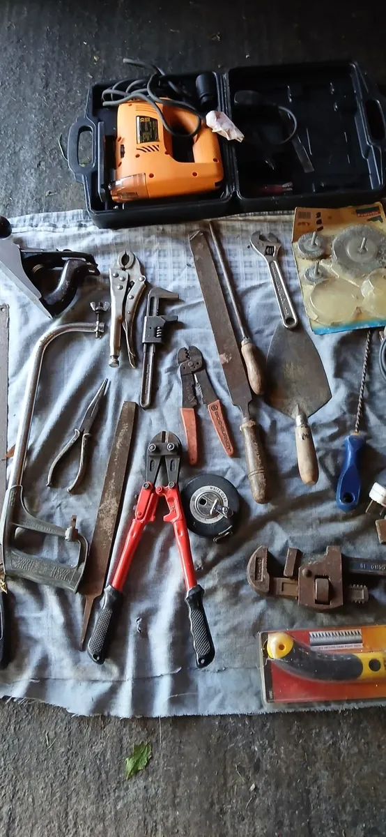 TOOLS   VARIETY - Image 1