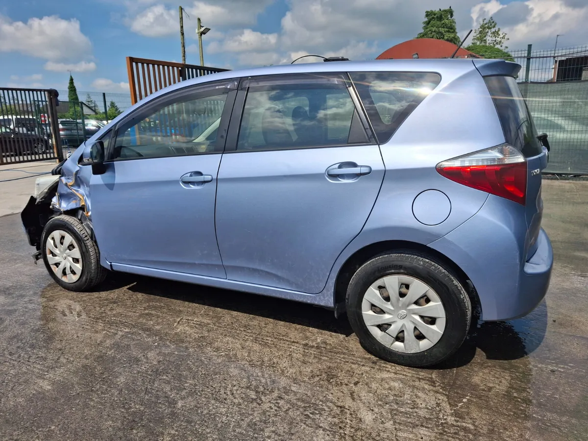 132 Toyota Verso-S  1.3 Petrol - Image 4
