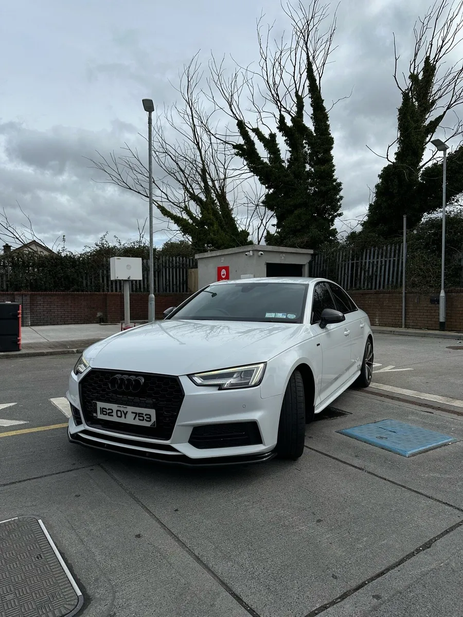 Audi A4 - Image 1