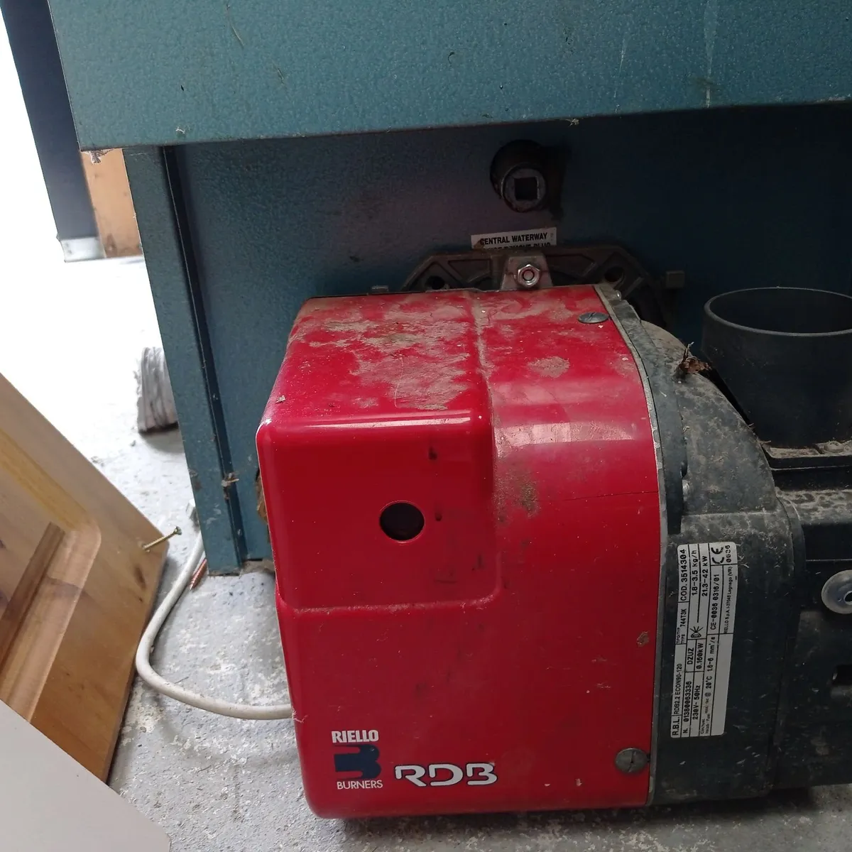 oil burner system, consisting of Grant Boiler, - Image 3