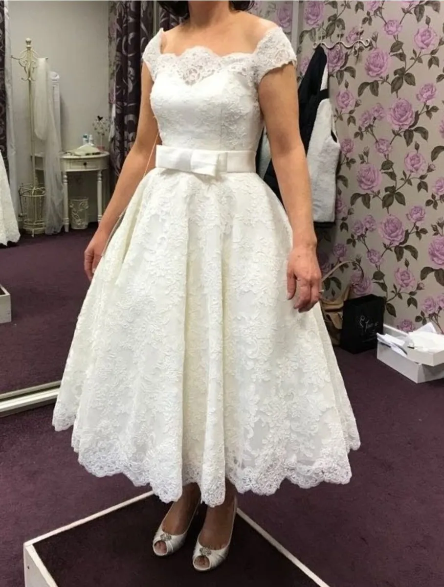 Wedding dress - Image 1