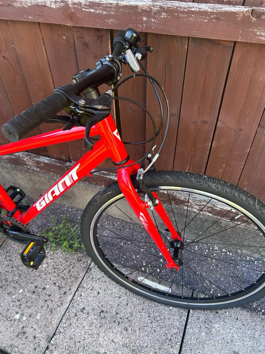 Giant Kids Bike - Image 1