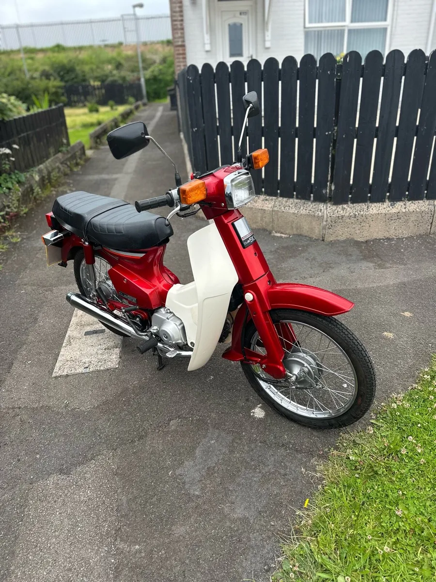 1987 Honda C90 Cub - Image 2