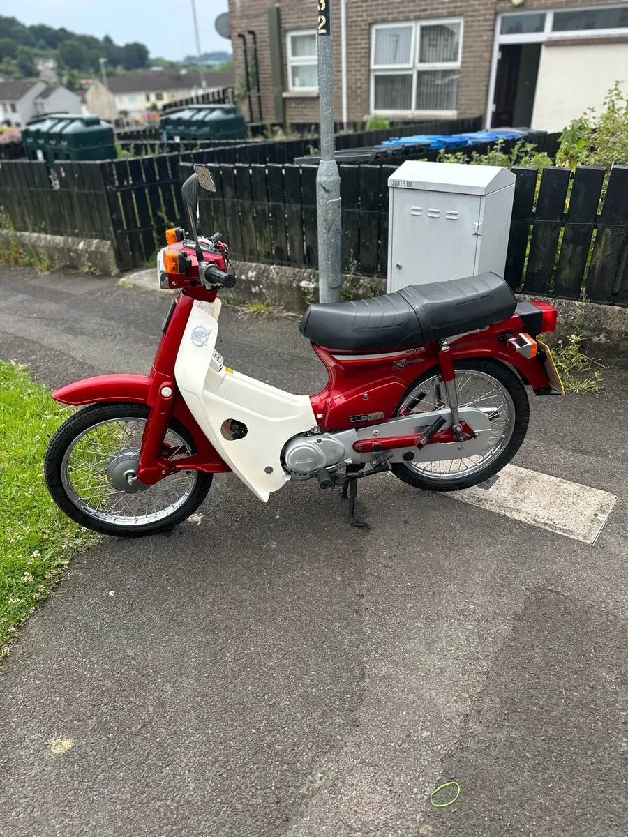 1987 Honda C90 Cub - Image 4