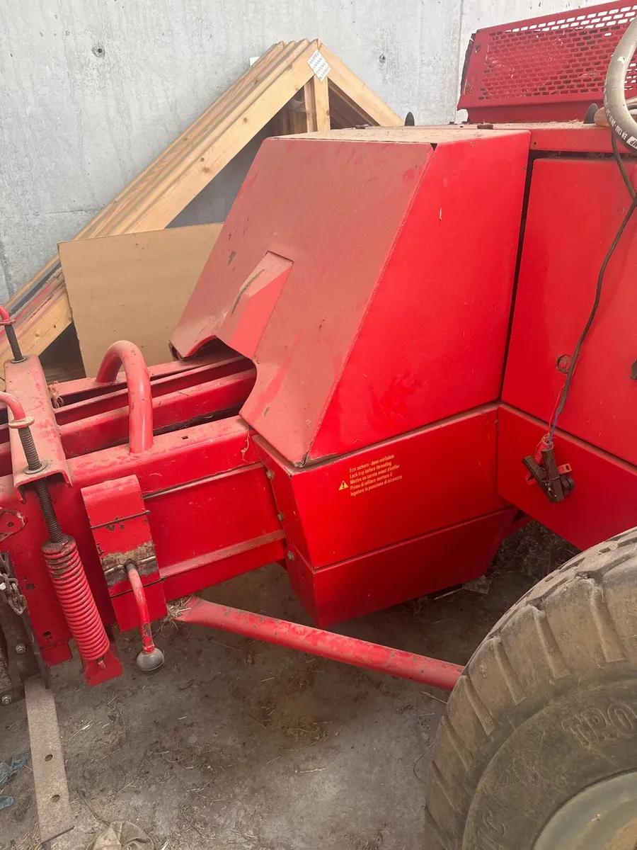 Welger 63  West Mac ,Kuhn 8 ft conditioner mower - Image 3