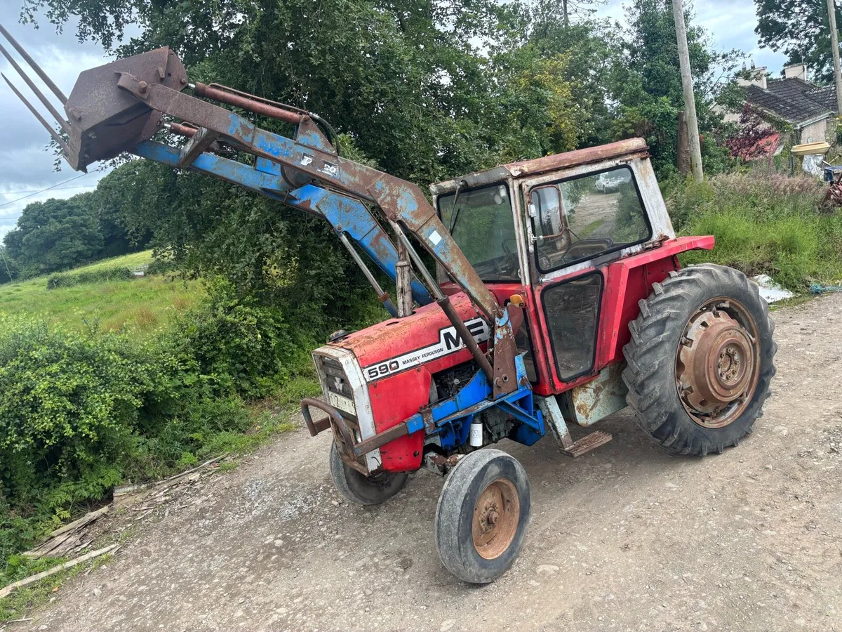 Massey 590 - Image 1