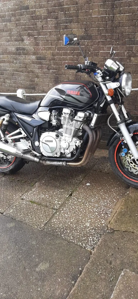 2004 Yamaha XJR 1300 really very Low Miles - Image 1