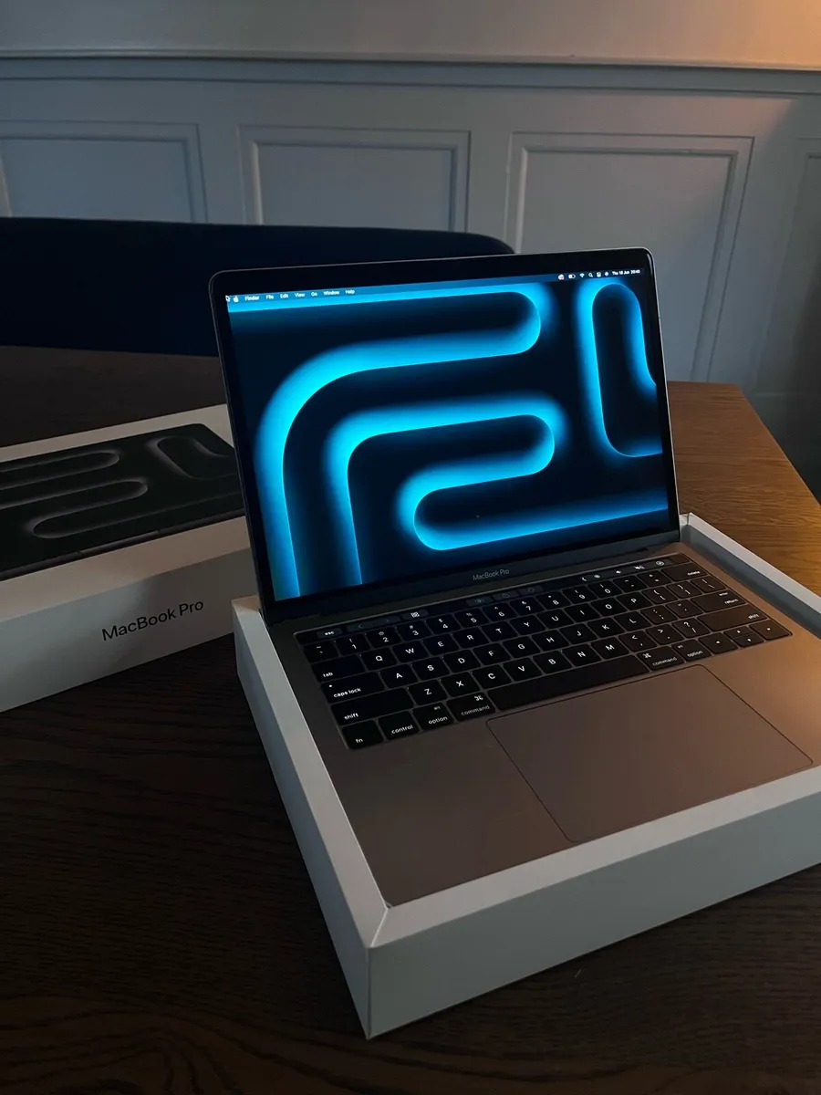 Macbook Pro 13” 16GB RAM 256GB SSD - Image 1