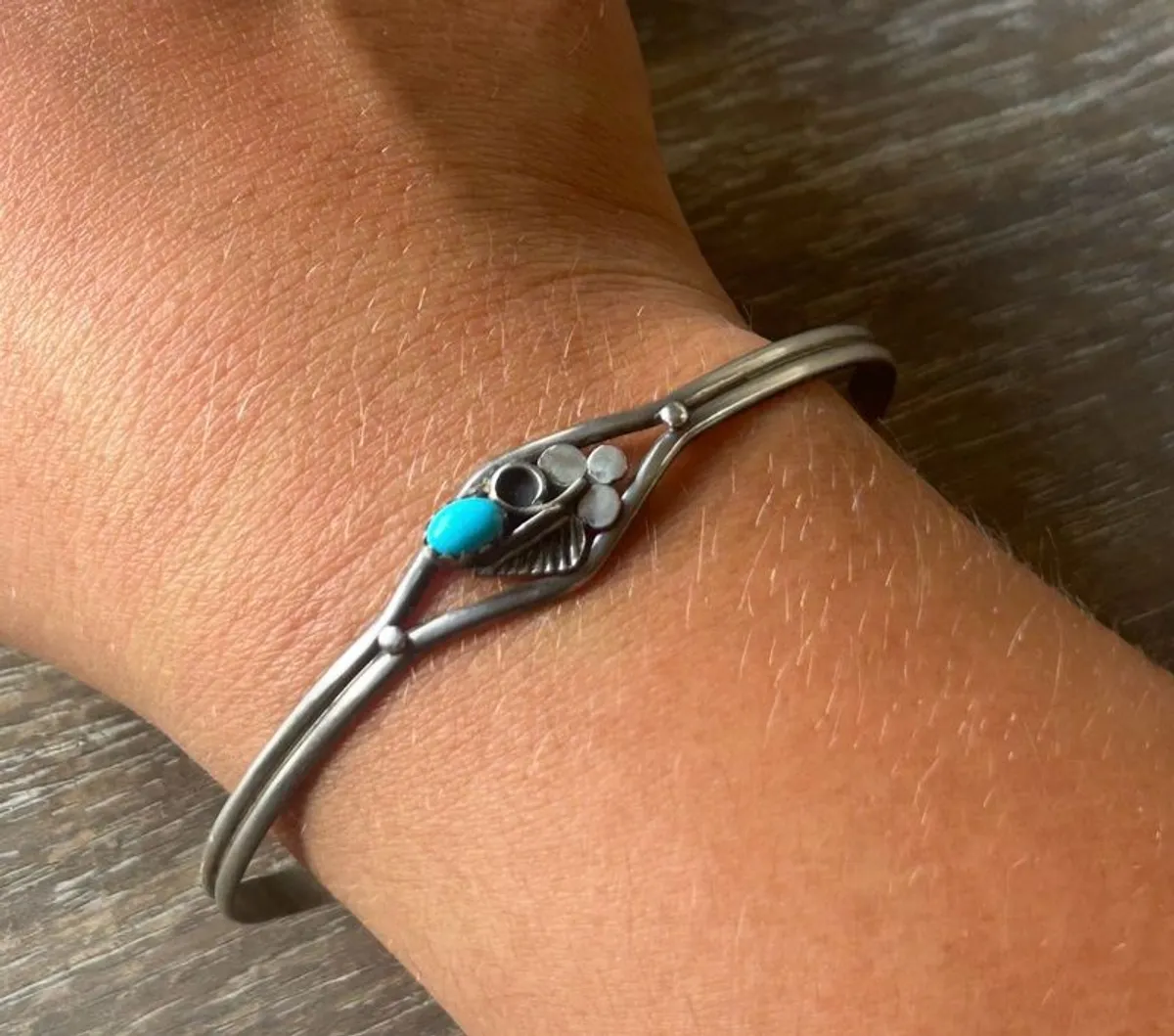 Native American Navajo silver & Turquoise Bracelet - Image 1