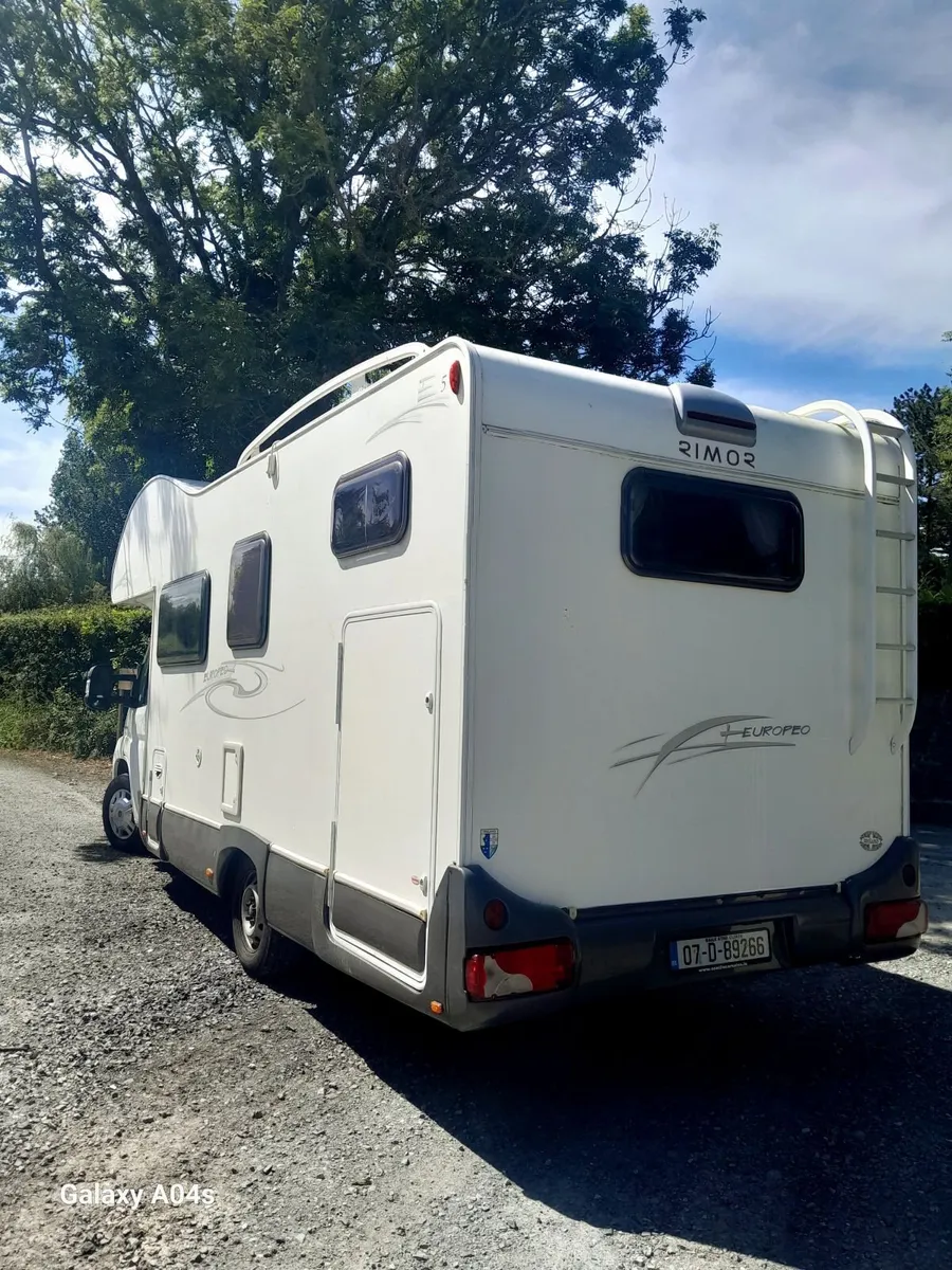 Fiat ducato 6/7 berth camper Rimor Europeo - Image 3