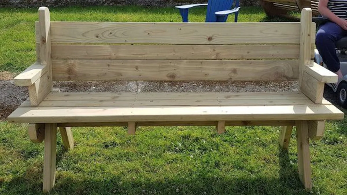 Dectagon Picnic Table - Image 2