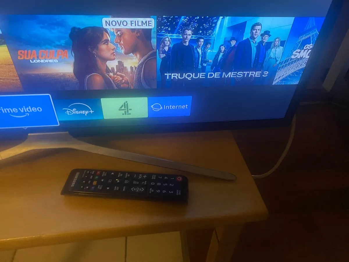 Smamsung smart tv 32' inch - Image 4
