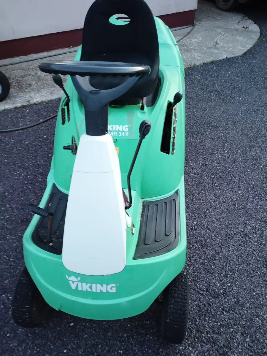 Ride on lawnmower - Image 2