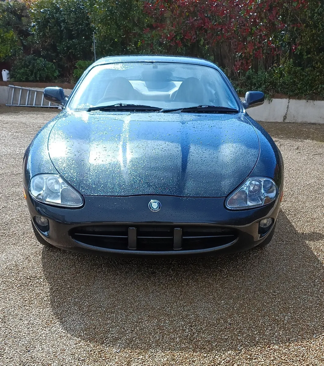 Jaguar Xk8 1996 - Image 1