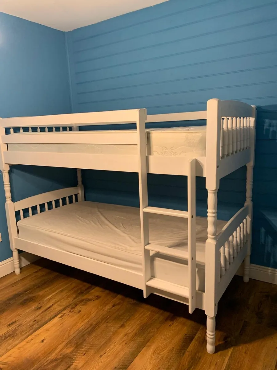 Bunk beds x 2 - Image 1