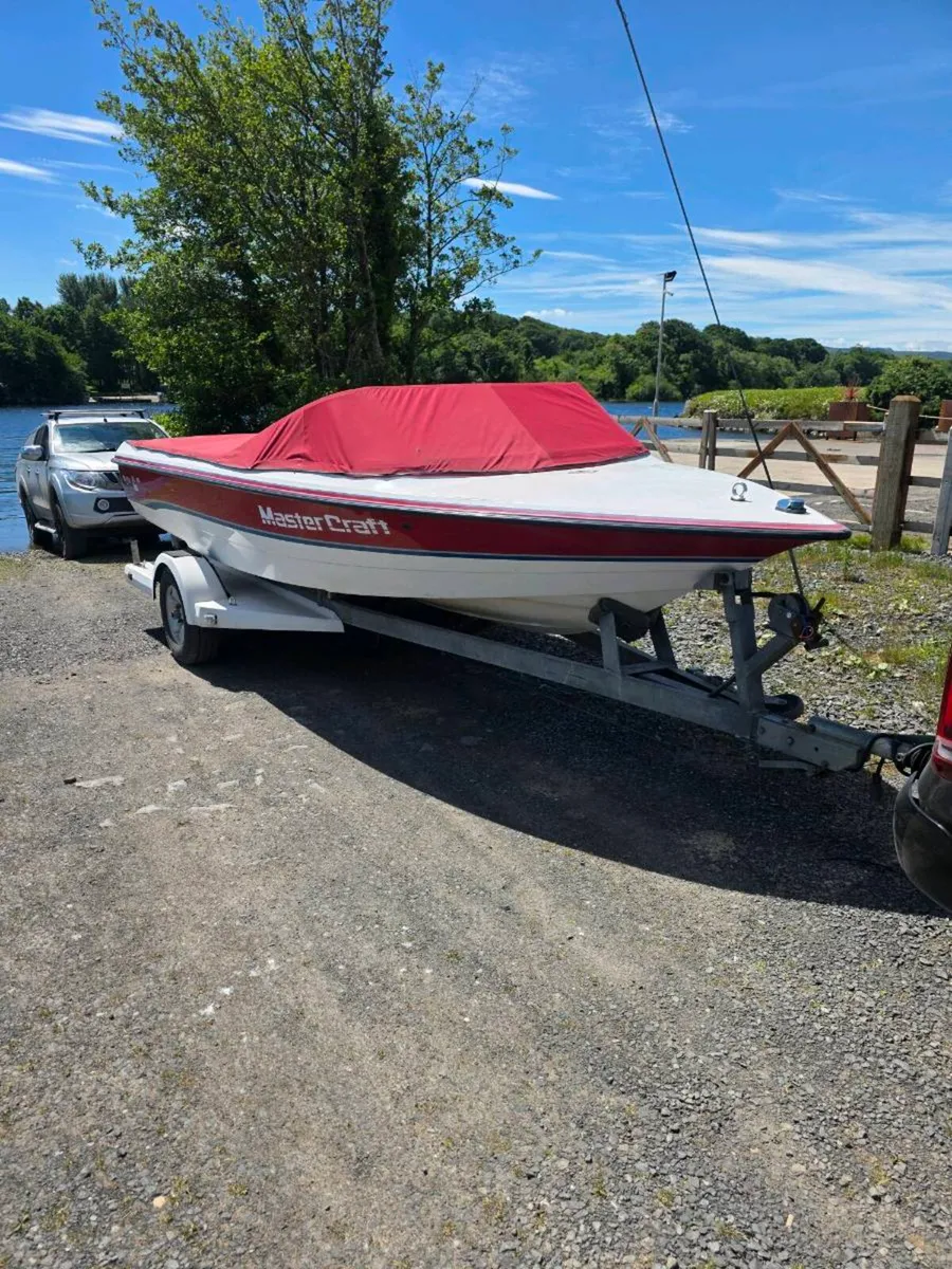 Mastercraft ProStar 190 Tournament ski boat - Image 3