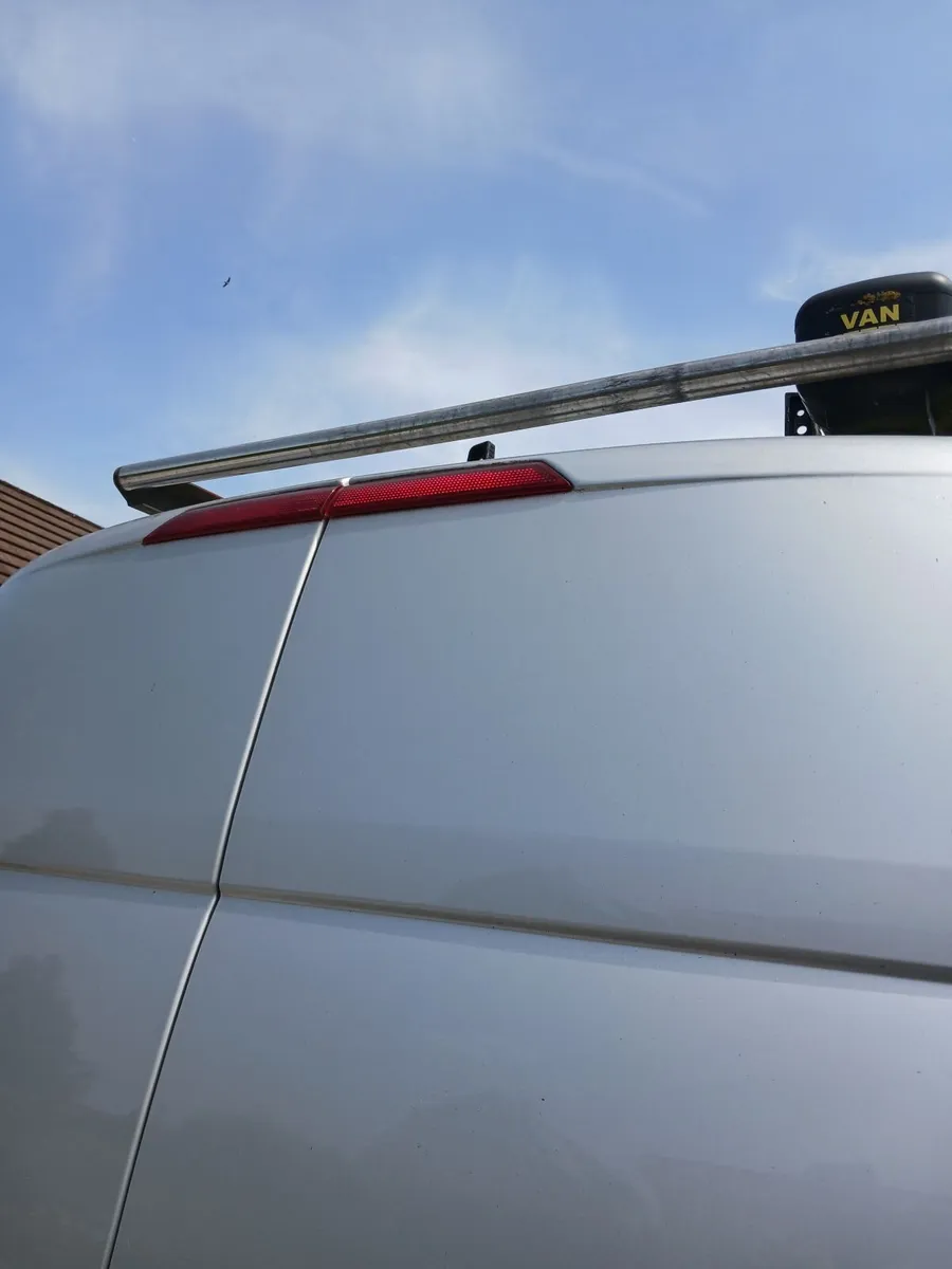 Ford Transit Custom 2019 - Image 2