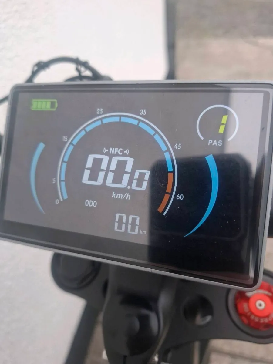 E moped.  2000w motor 60km speed. - Image 3