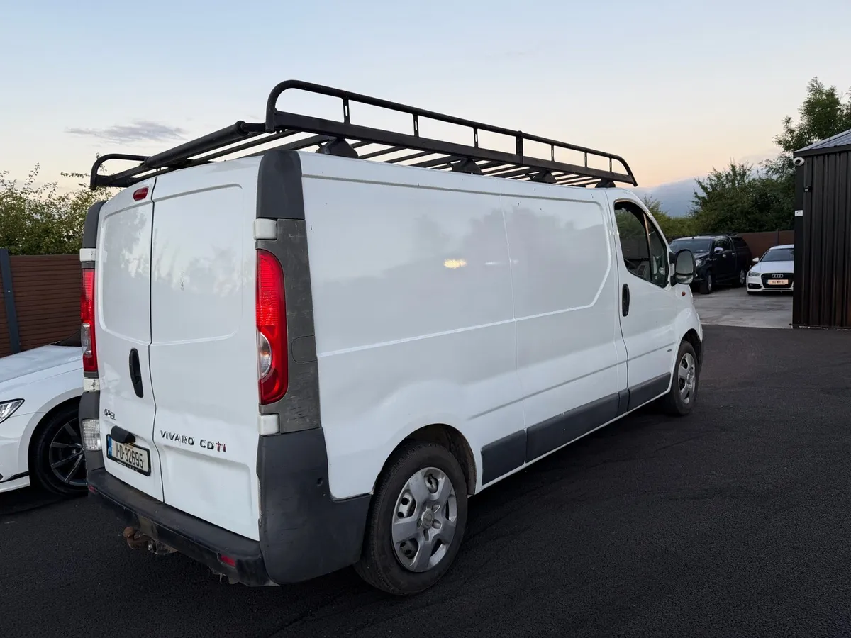 Opel Vivaro 2011 DOE 10/26 - Image 3