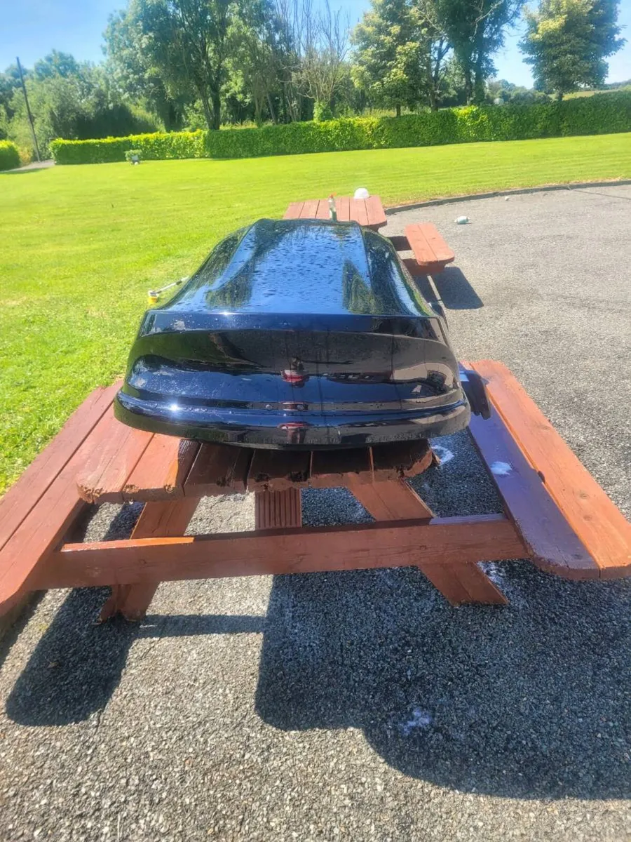 Bmw roof box - Image 1