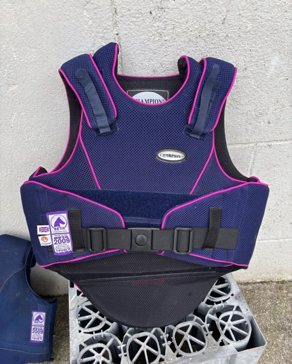 TACK/ BACK PROTECTORS/ ACCESSORIES - Image 4