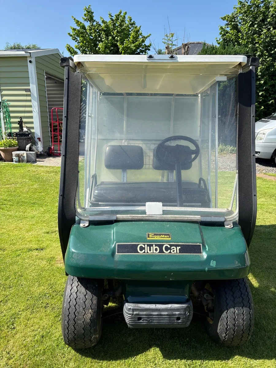 Club Car Golf buggy and trailer - Image 1