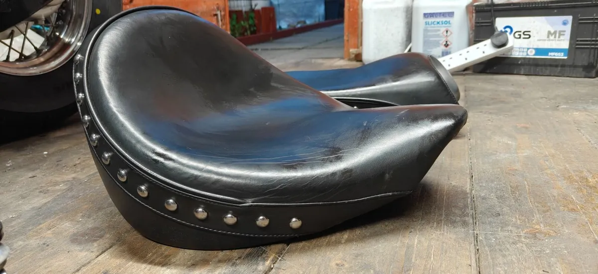 Mustang Corbin Gel seats for Yamaha Dragstar 650 - Image 1