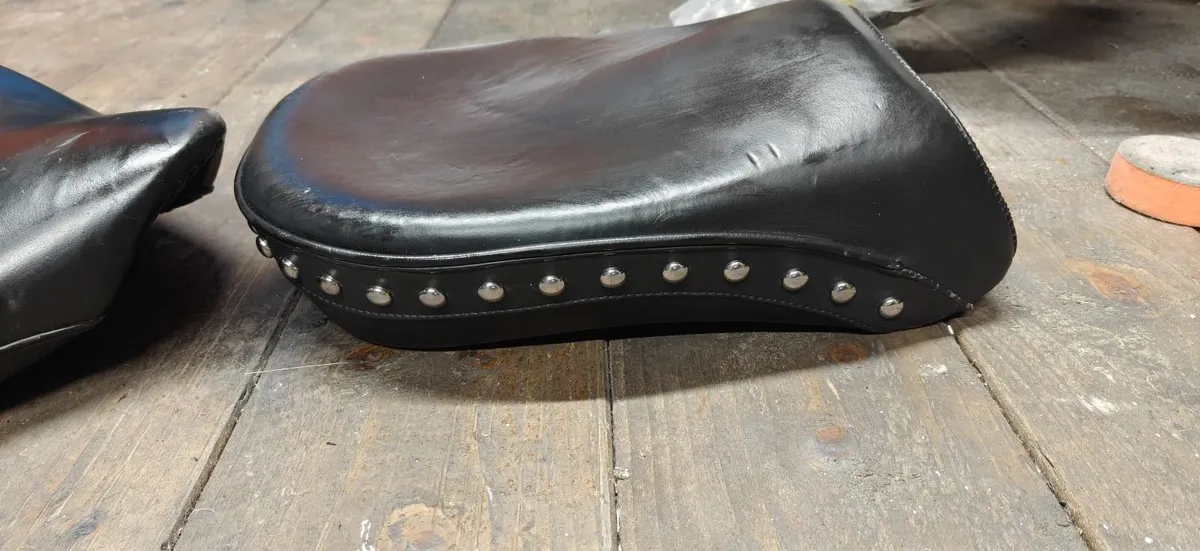 Mustang Corbin Gel seats for Yamaha Dragstar 650 - Image 4