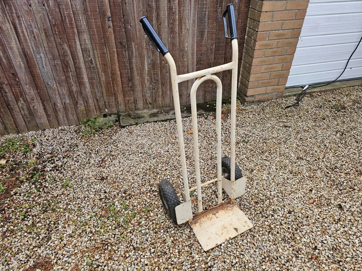 250kg Heavy Duty Sack Truck / Trolley / Barrow - Image 3