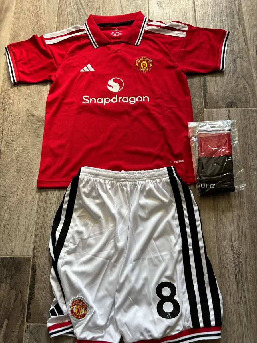 Manchester United 2026-27 Kit - Image 1