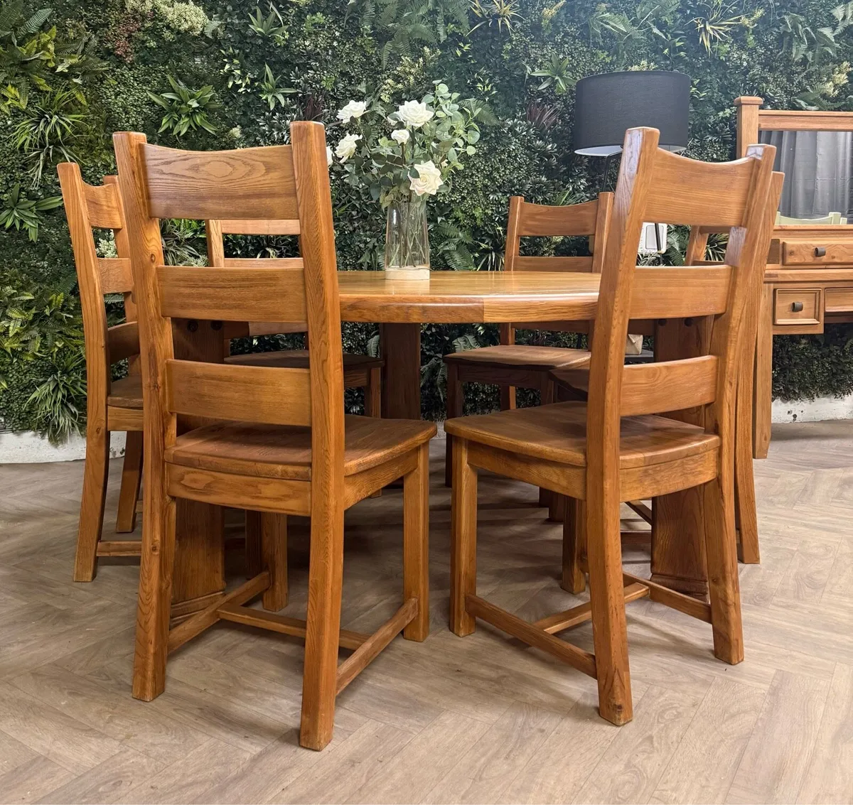 Natural oak kitchen table & 6 chairs - Image 1