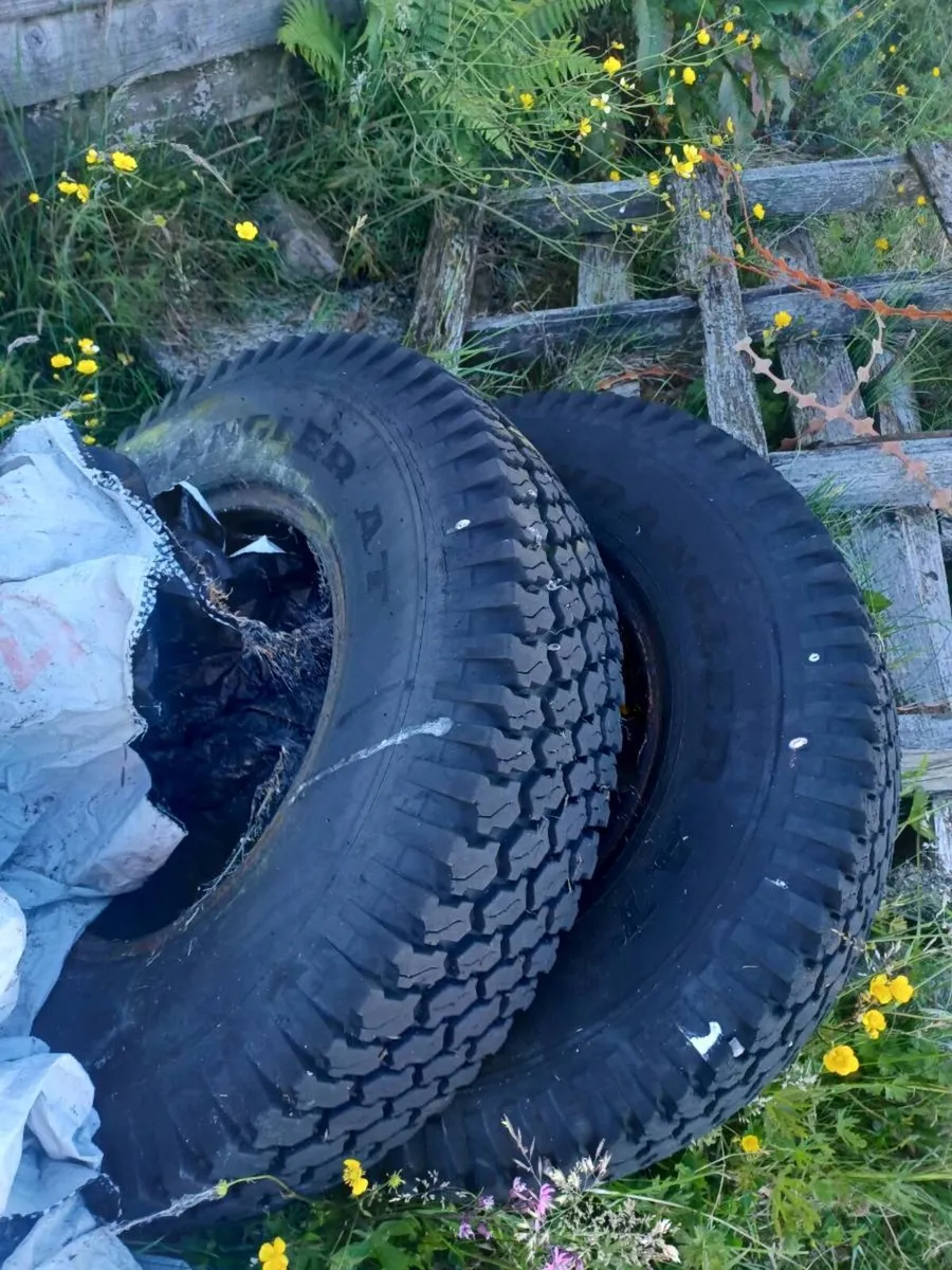 Land Rover tyres - Image 1