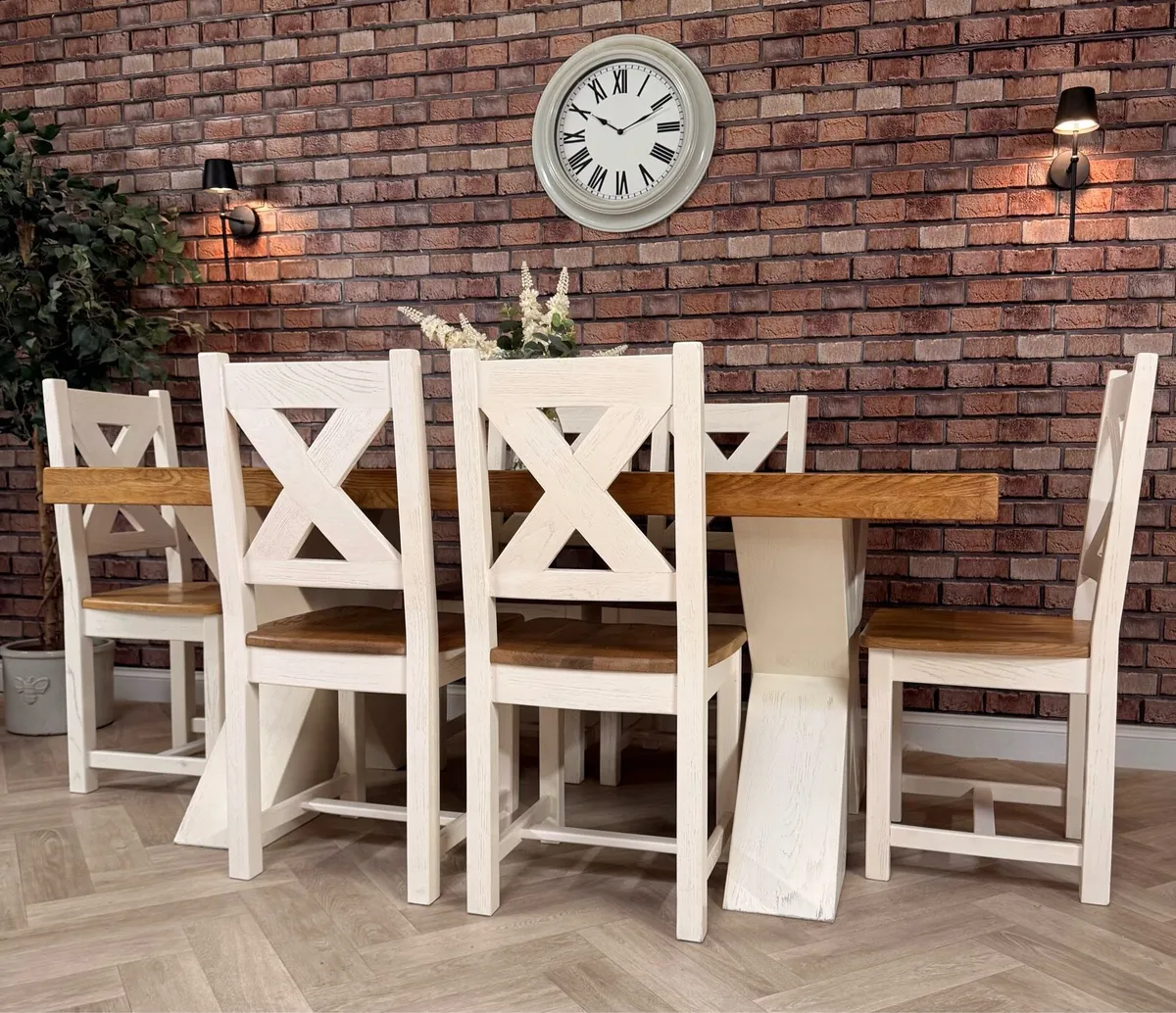 X Danube oak kitchen table & 6 chairs - Image 1