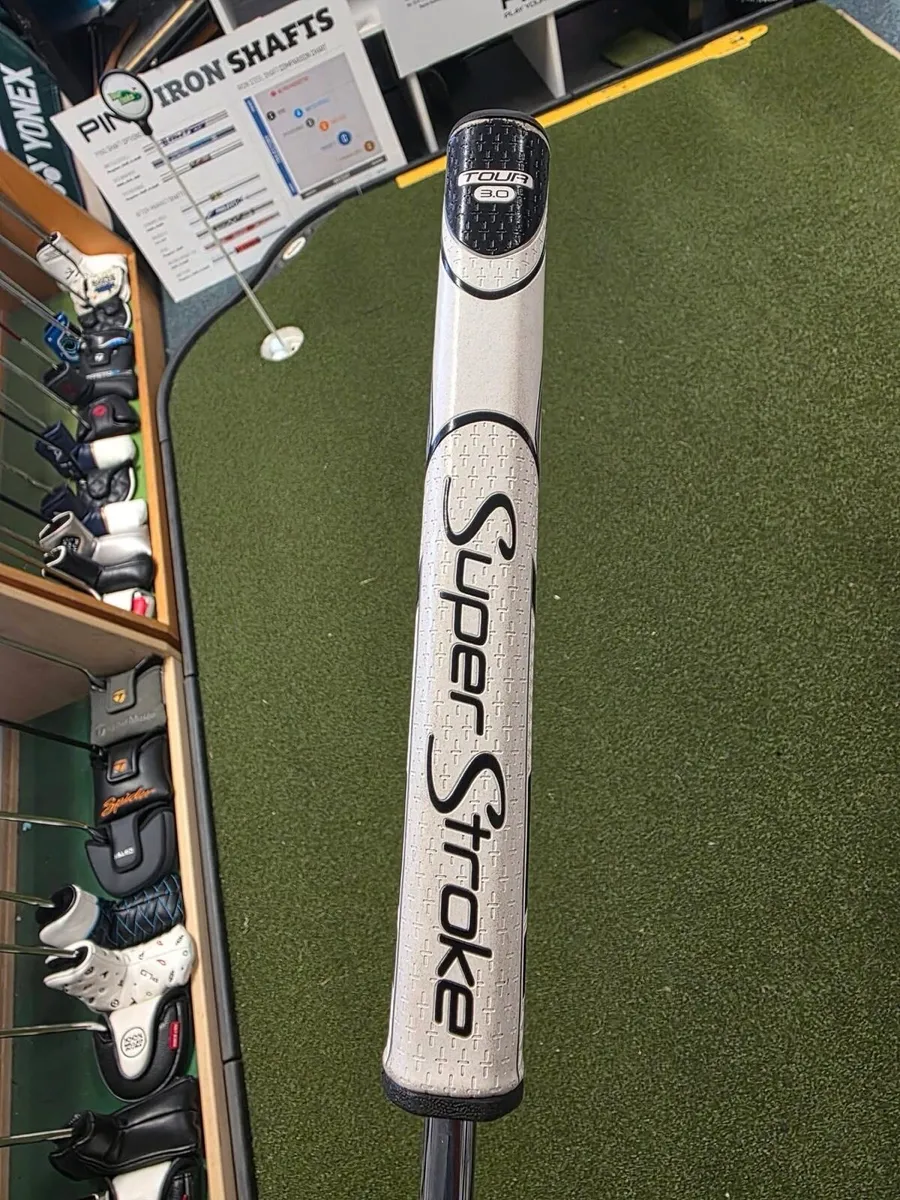 Odyssey Oworks 7 putter - Image 4