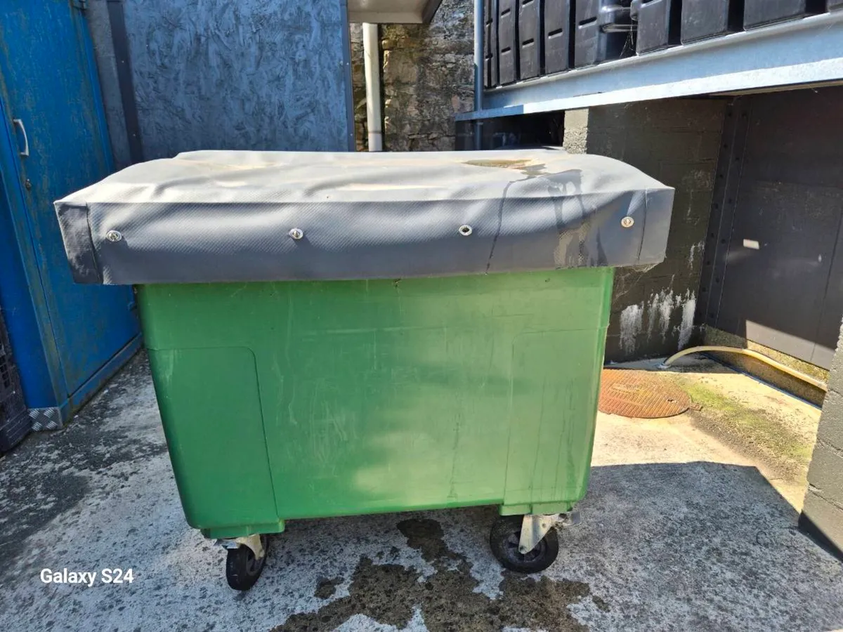 2 X 660ltr wheeled bins - Image 3