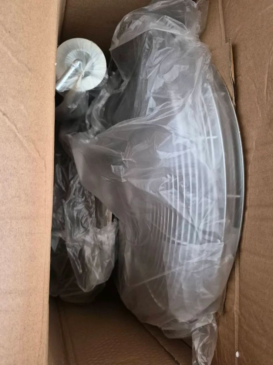 Fan - Image 2