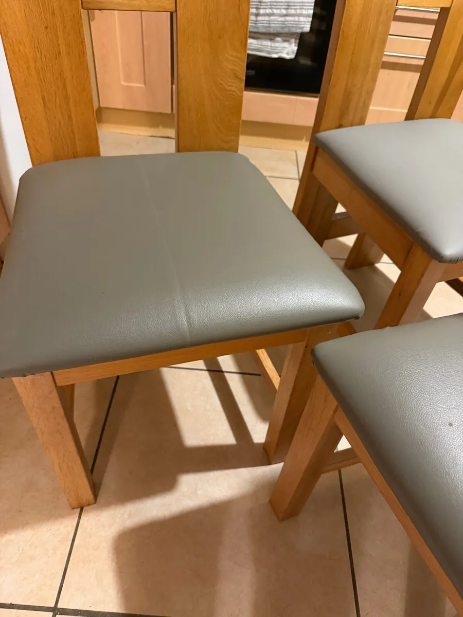 6 Oak wood chairs - Image 2
