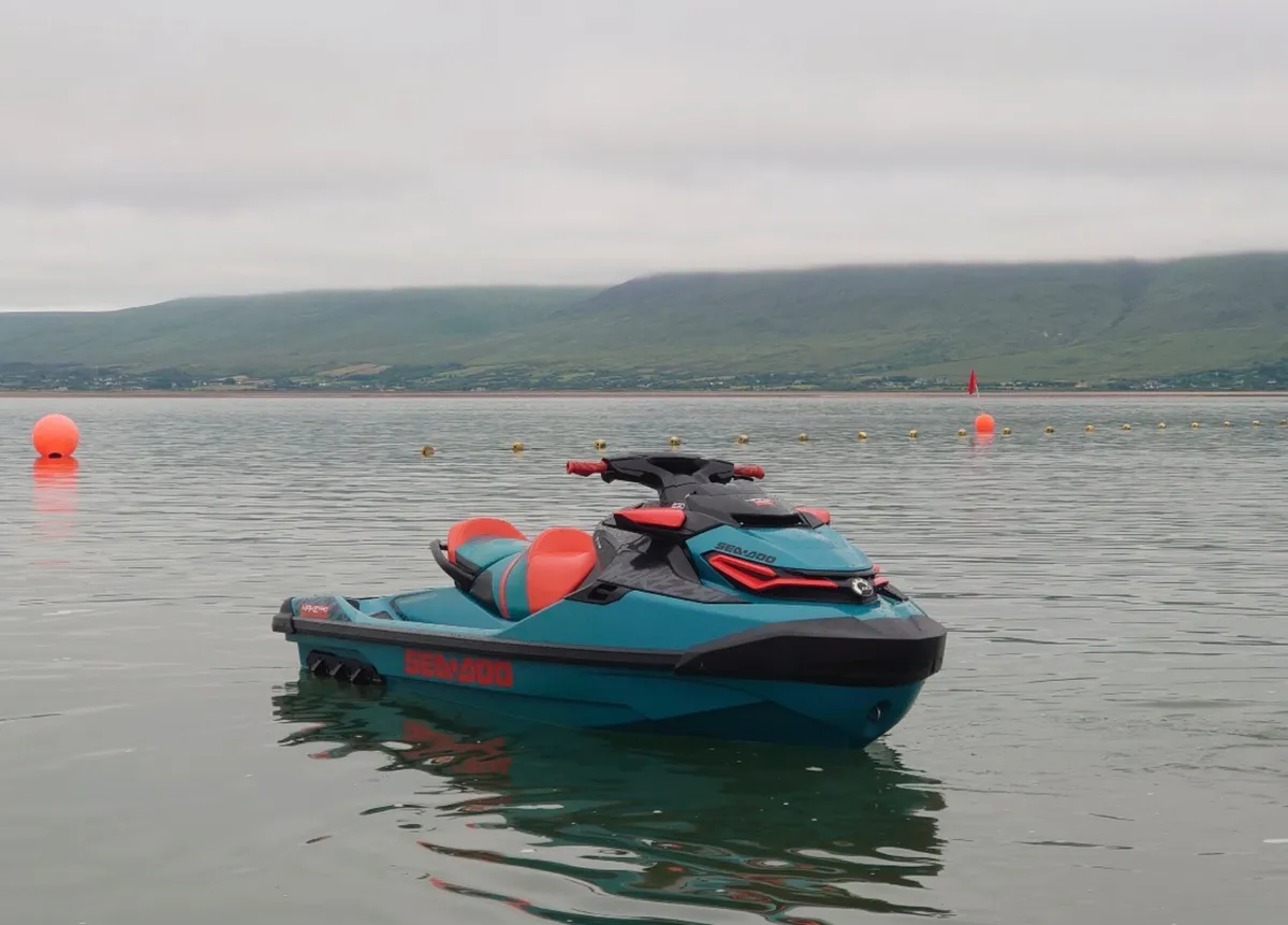 ⚫️Sea doo Wake Pro 2020 only 44 hours - Image 1