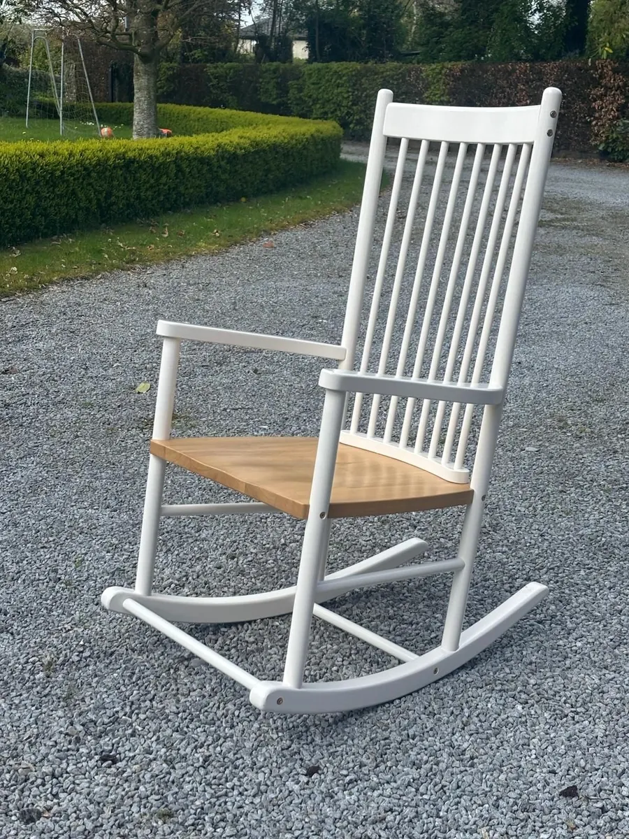 Rocking chair - Image 1