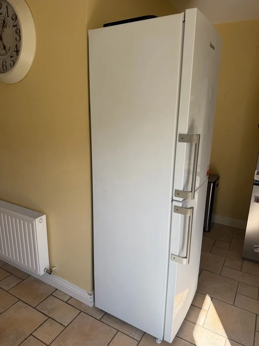 Fridge freezer - Image 1