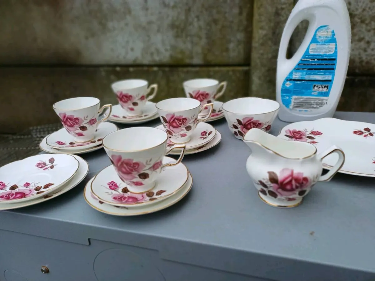 Vintage Royal Tara Teaset - Image 4