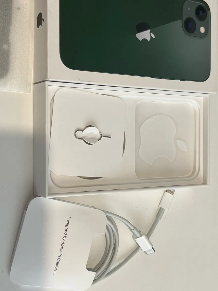 I phone 13 128gb - Image 4