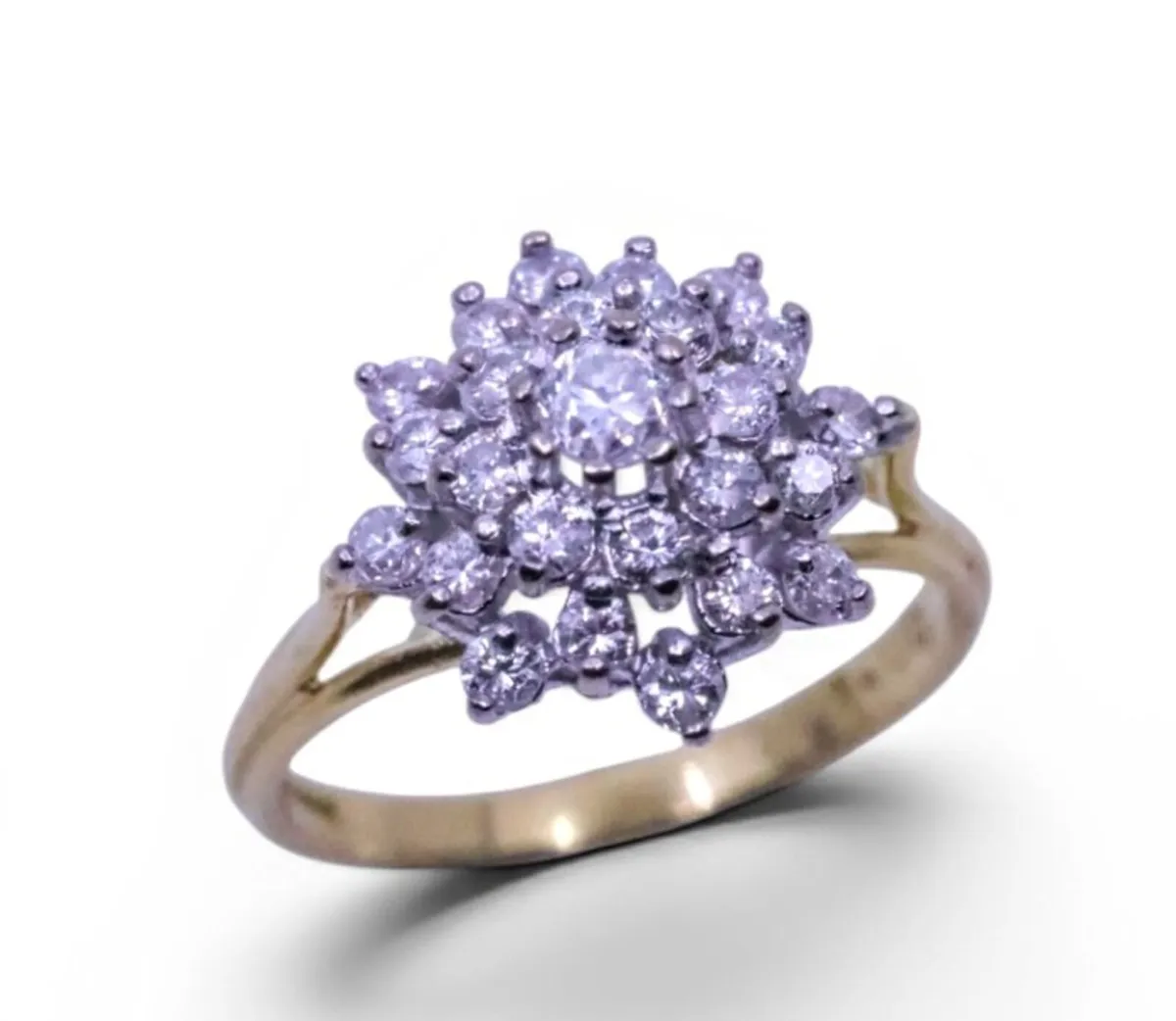 Stunning 18k gold diamond cluster ring TCW 1ct